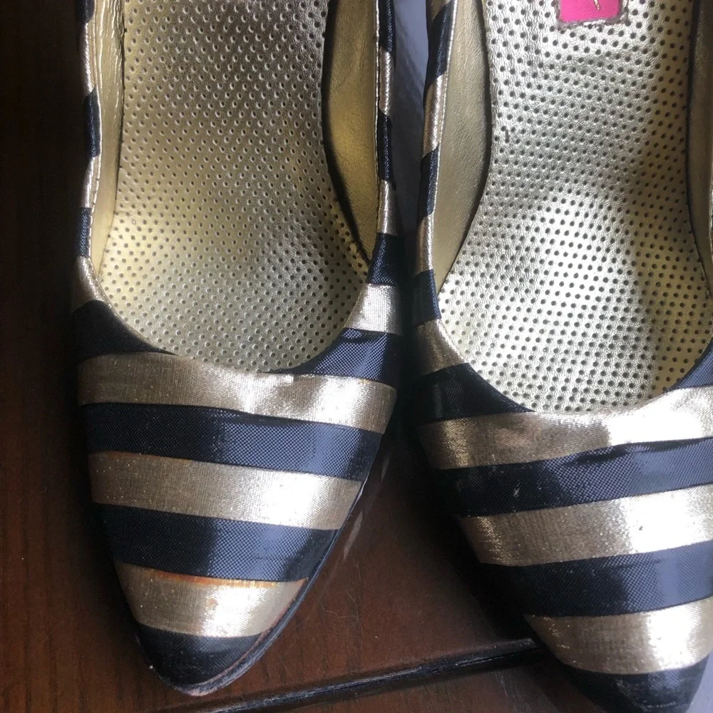 Vintage Betsey Johnson Black and Gold Striped Pointed-Toe Stiletto Heels/Pumps 6